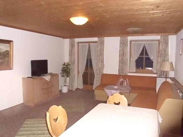 Standard Apartment,1773482229:JPEG